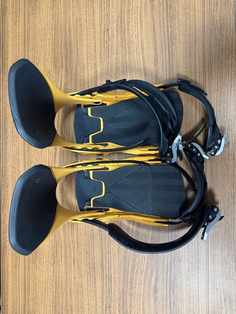 【1回のみ 使用】 SALOMON DISTRICT Mサイズ YELLOW