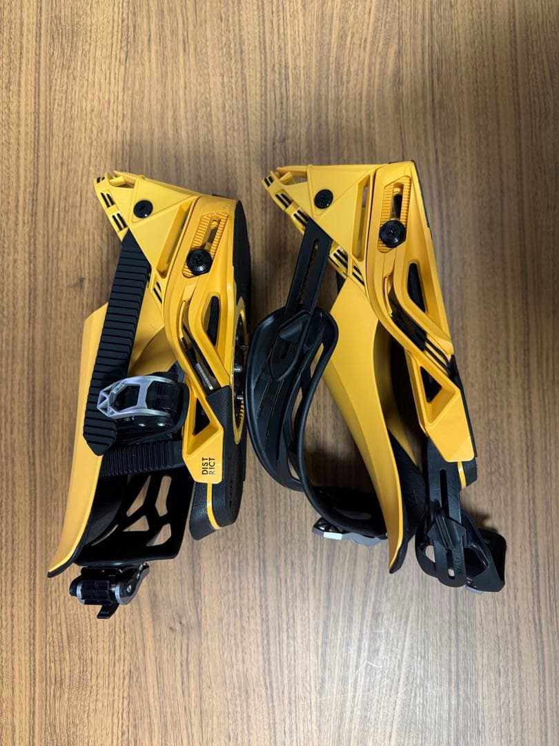 【1回のみ 使用】 SALOMON DISTRICT Mサイズ YELLOW