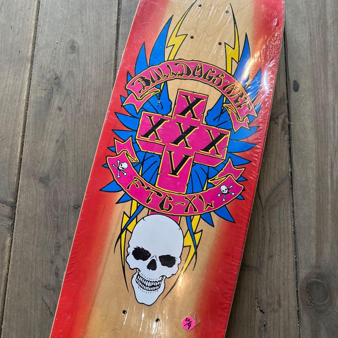 BULLDOGSKATE XXV スケボーデッキ スカルデザイン 8.75インチ - メルカリ