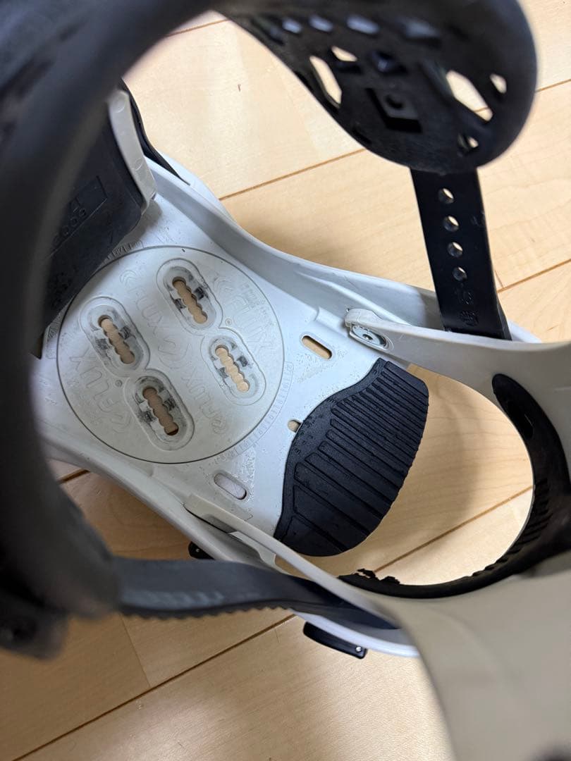 FLUX XFスノーボード ビンディング ホワイト/ブラック