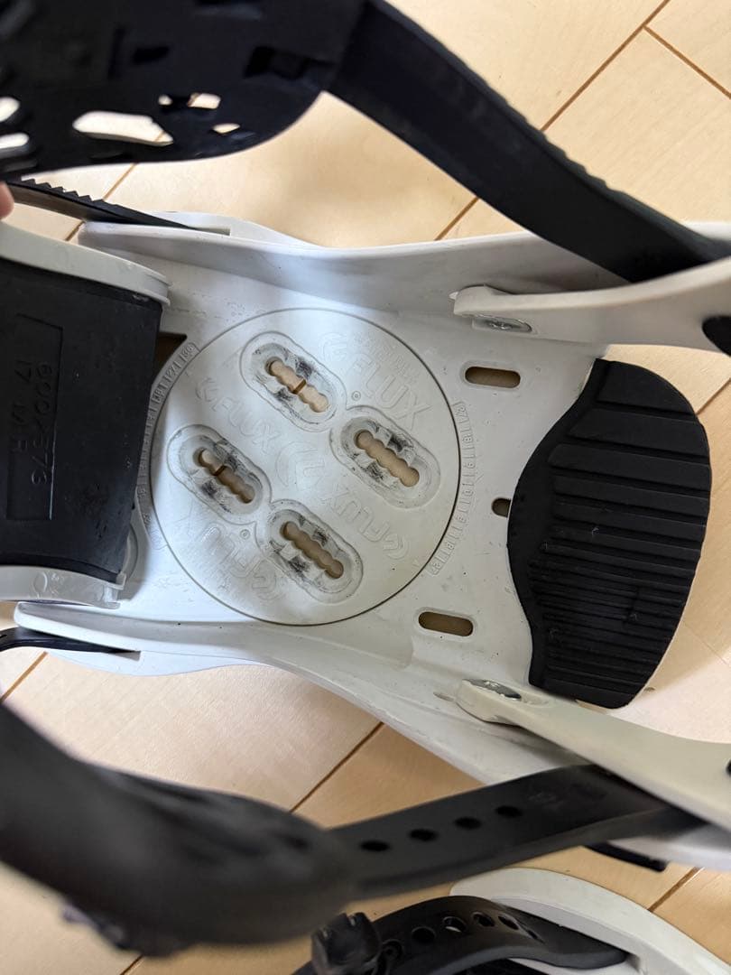 FLUX XFスノーボード ビンディング ホワイト/ブラック