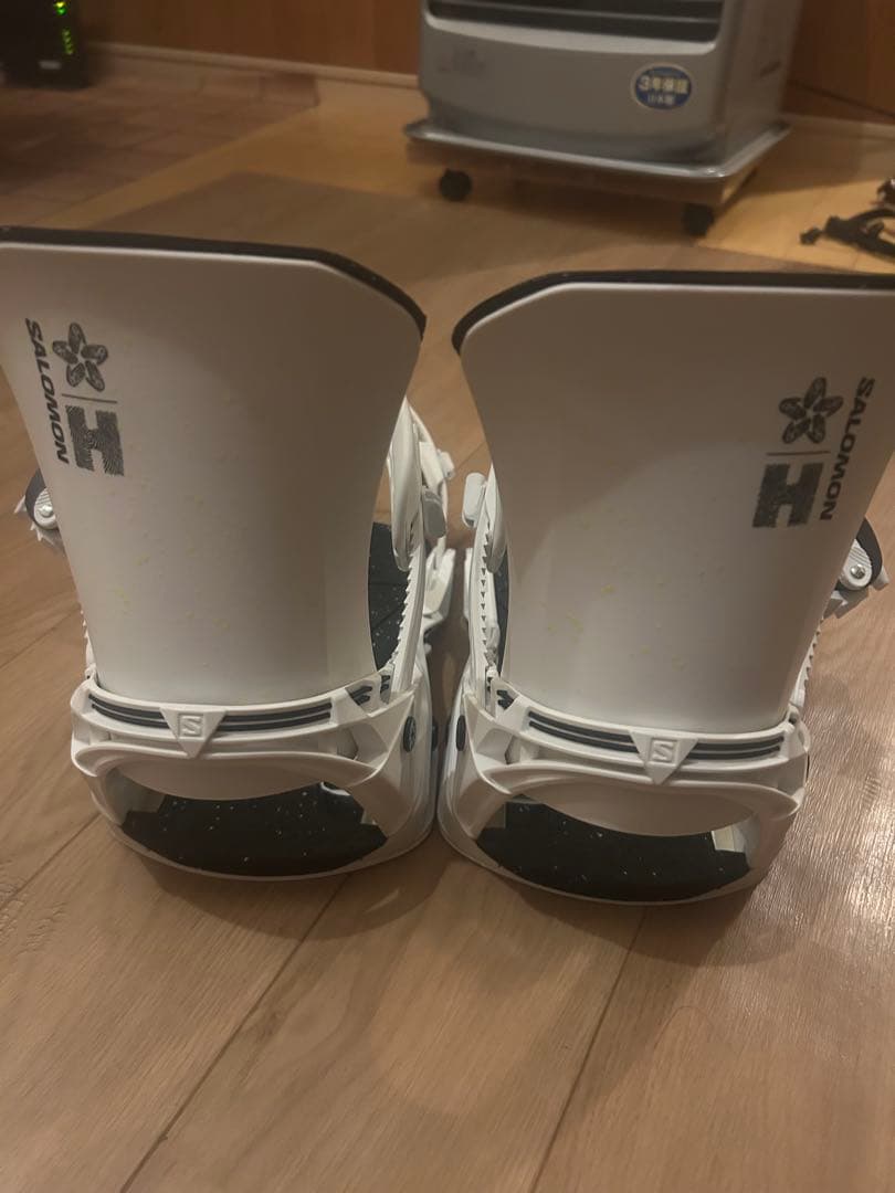 SALOMON DISTRICT HPS ホワイト24-25 中井モデルMサイズ