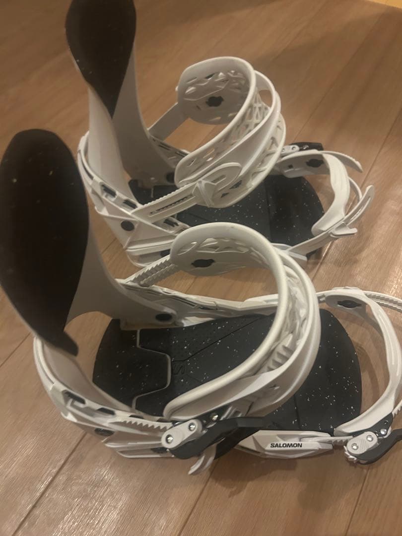 SALOMON DISTRICT HPS ホワイト24-25 中井モデルMサイズ