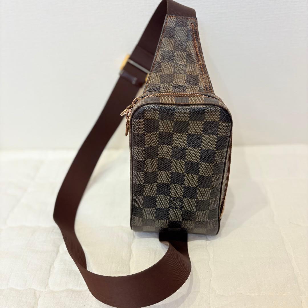 LOUIS VUITTONダミエパターン ボディバッグ ダミエジェロニモス