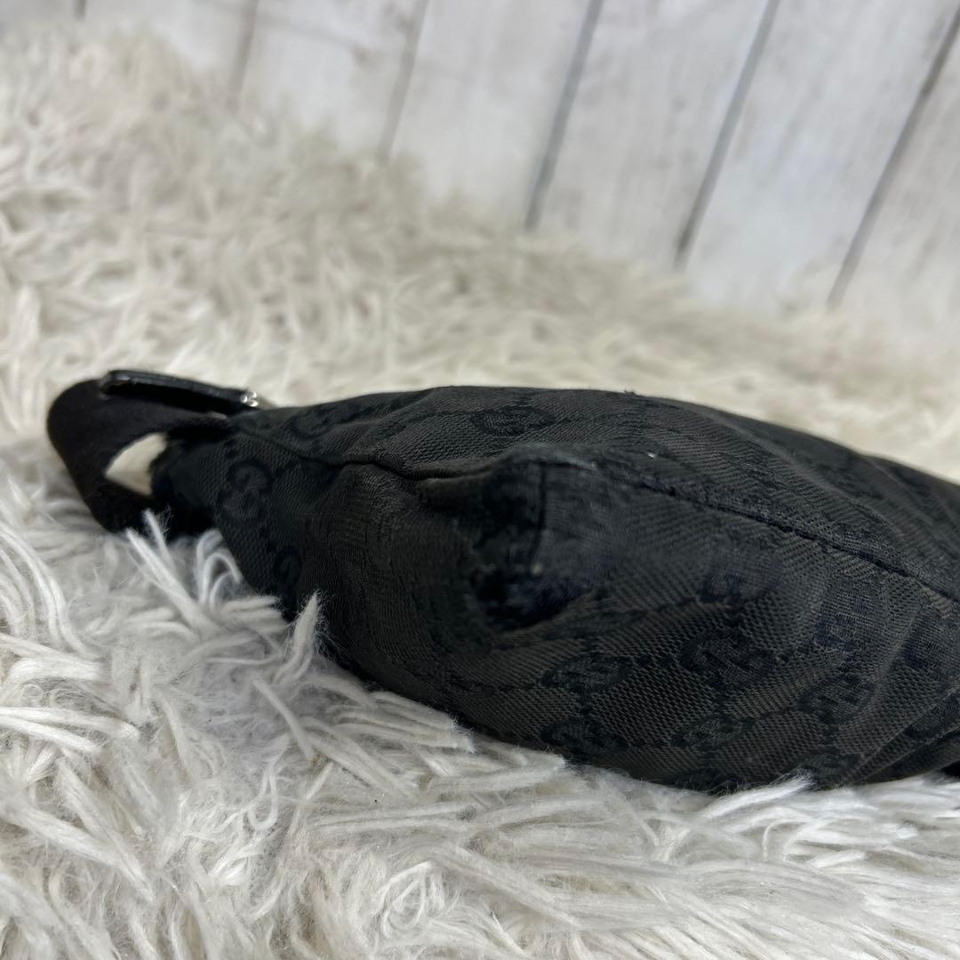 GUCCI GGキャンバス ウェストバッグ ウエストポーチ レザー ロゴ