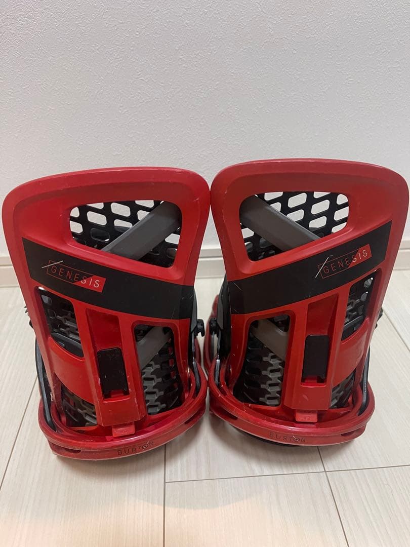 Burton ジェネシス EST スノーボードバインディング