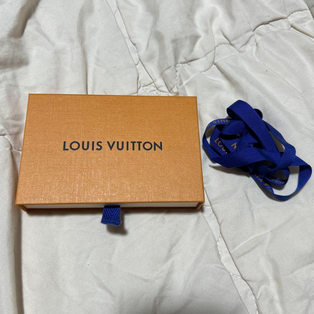 LOUIS VUITTON レザー バングル