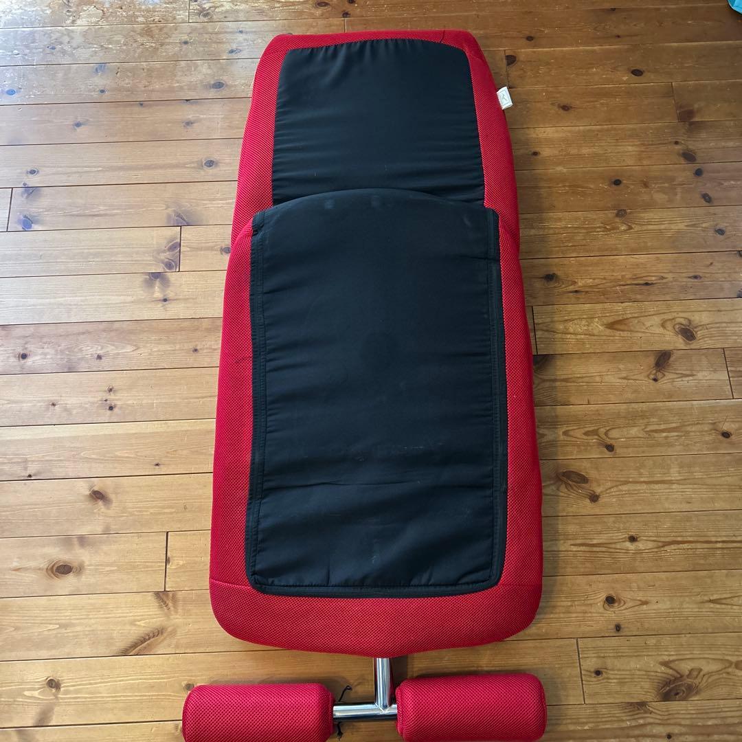 ミズノ 腹筋くんDXレッド座椅子 - メルカリ