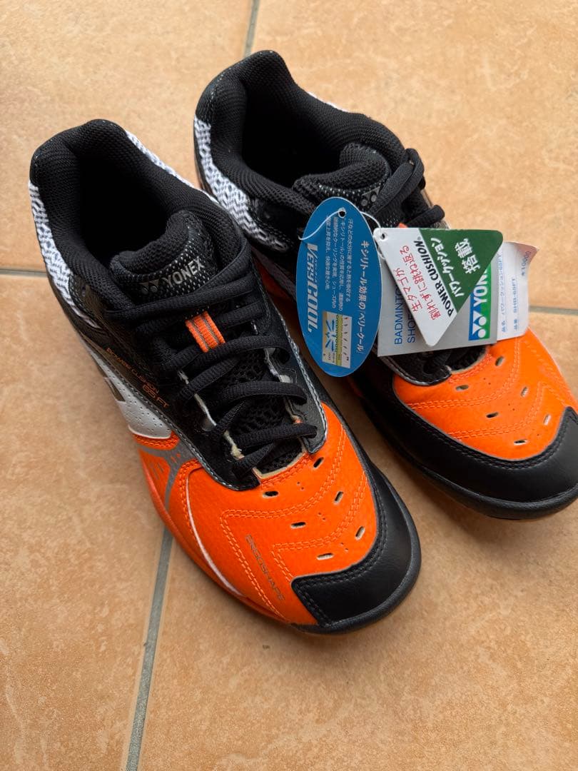 タグ付き⭐︎YONEX ヨネックスパワークッション 65FT シューズ 25センチ