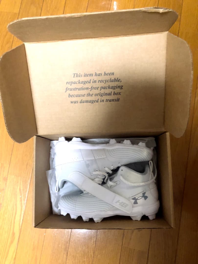 新品☆USA国内限定☆アンダーアーマー野球☆ハーパー7MidRm25.5cm