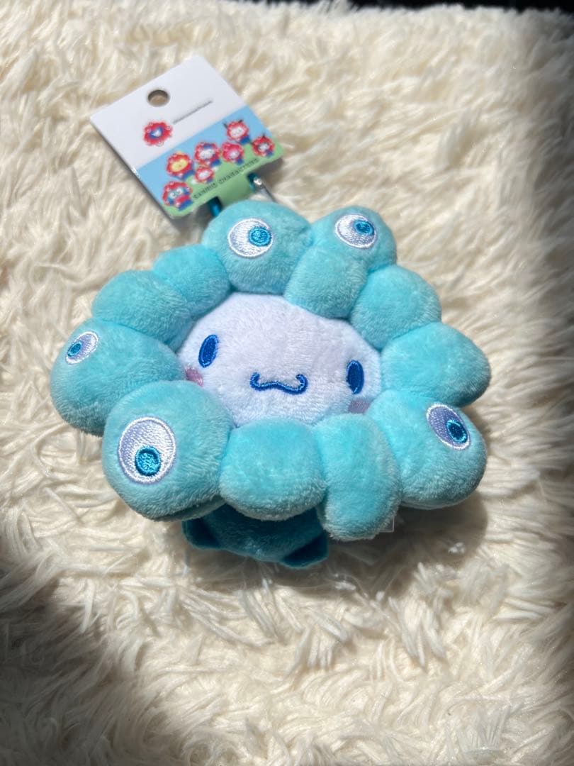 万博 サンリオ ミャクミャク なりきりぬいぐるみ シナモン 新品 - メルカリ