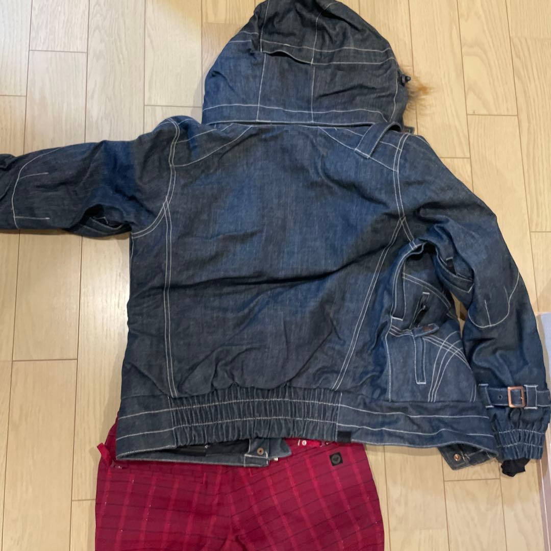 SサイズROXY デニムジャケットと赤いパンツセット