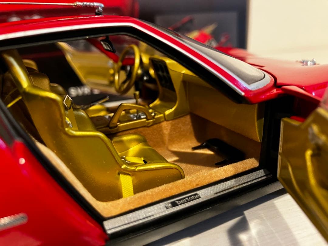 1/18京商 ランボルギーニ　イオタ JOTA SVR