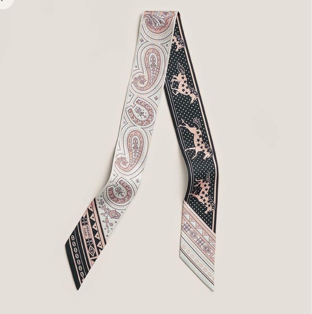 エルメス HERMES 2026SS バンダナツイリー 黒 ピンク 新品未使用