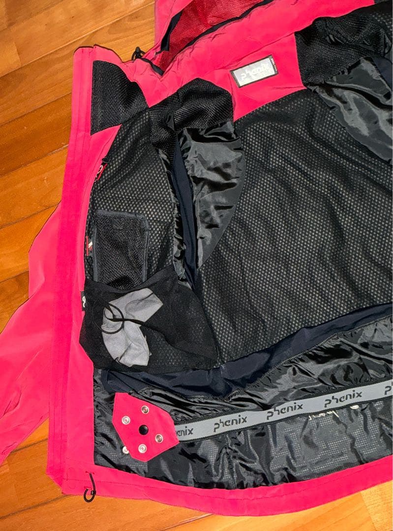 Phenix スキーウェア ジャケットズボン上下レッド　サイズM