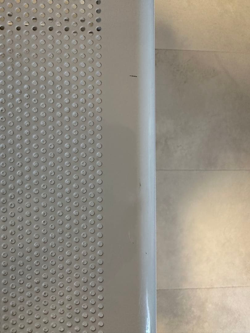 送料無料！パンチングメタル ホワイト スチール ラック キャスター付き