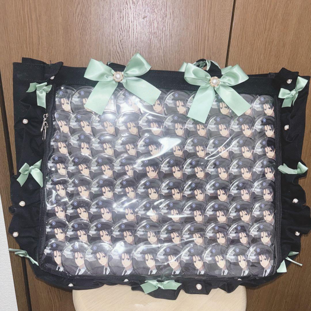 ブルーロック展 潔世一 缶バッジ 痛バッグ - メルカリ