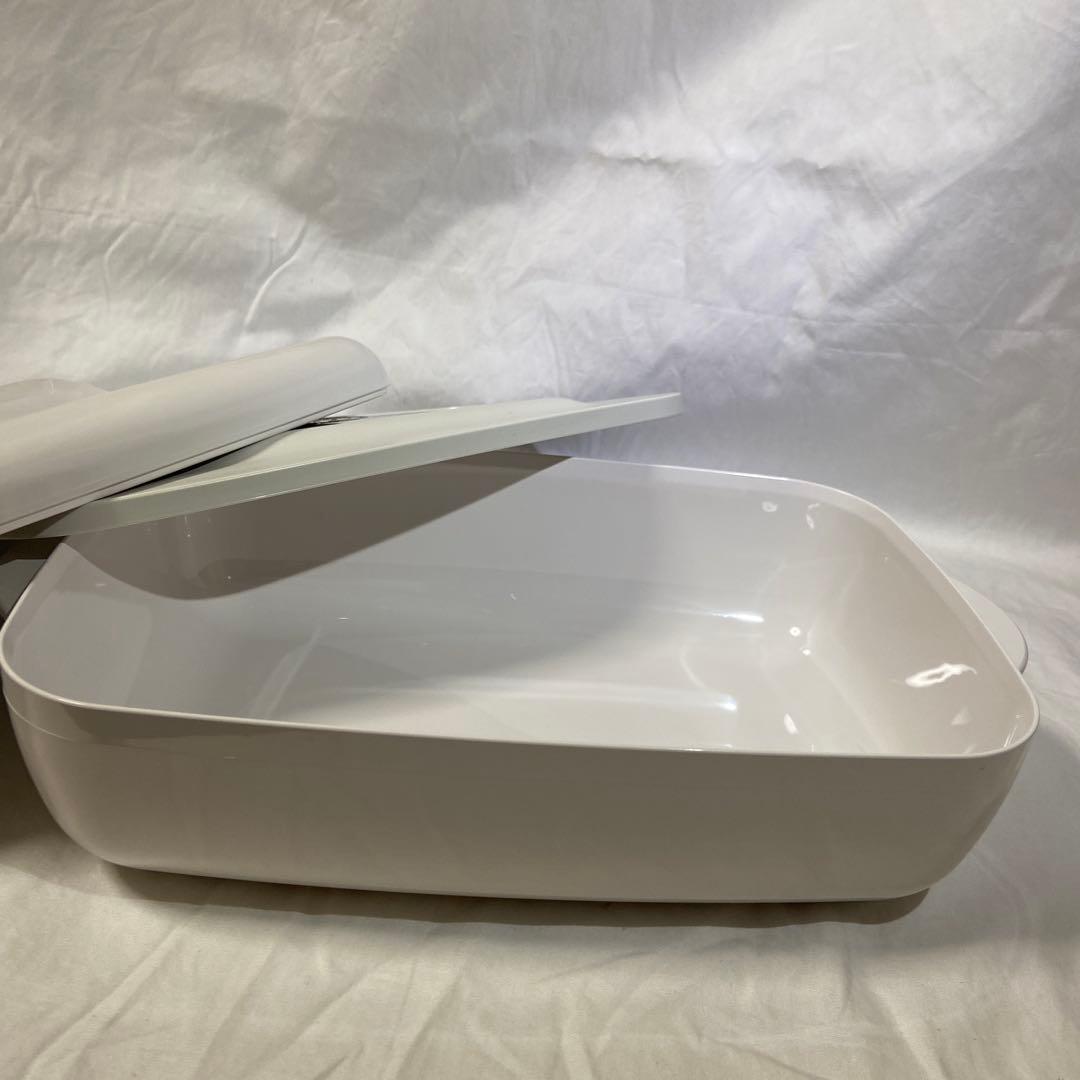 新品未使用　タッパーウェア タッパーウェーブ角形　ホワイト 蓋付き　すのこ付き