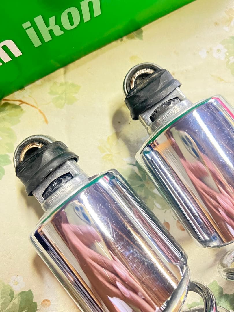 SR400 社外 リアサスペンション レア