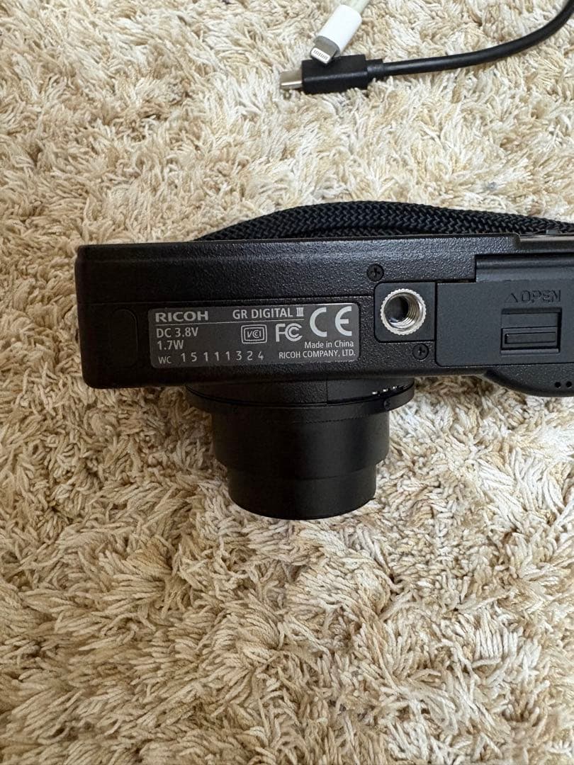 [美品]RICOH GR DIGITAL lllコンパクトデジタルカメラ