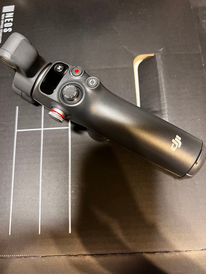 【美品】DJI Osmo Mobile 7P（動作検知カメラ付き）