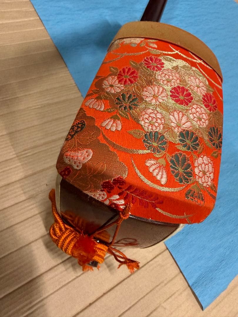 ケース付　三味線　本革　花林　三つ折れ　皮破れ 琉球三線　本蛇皮　本皮