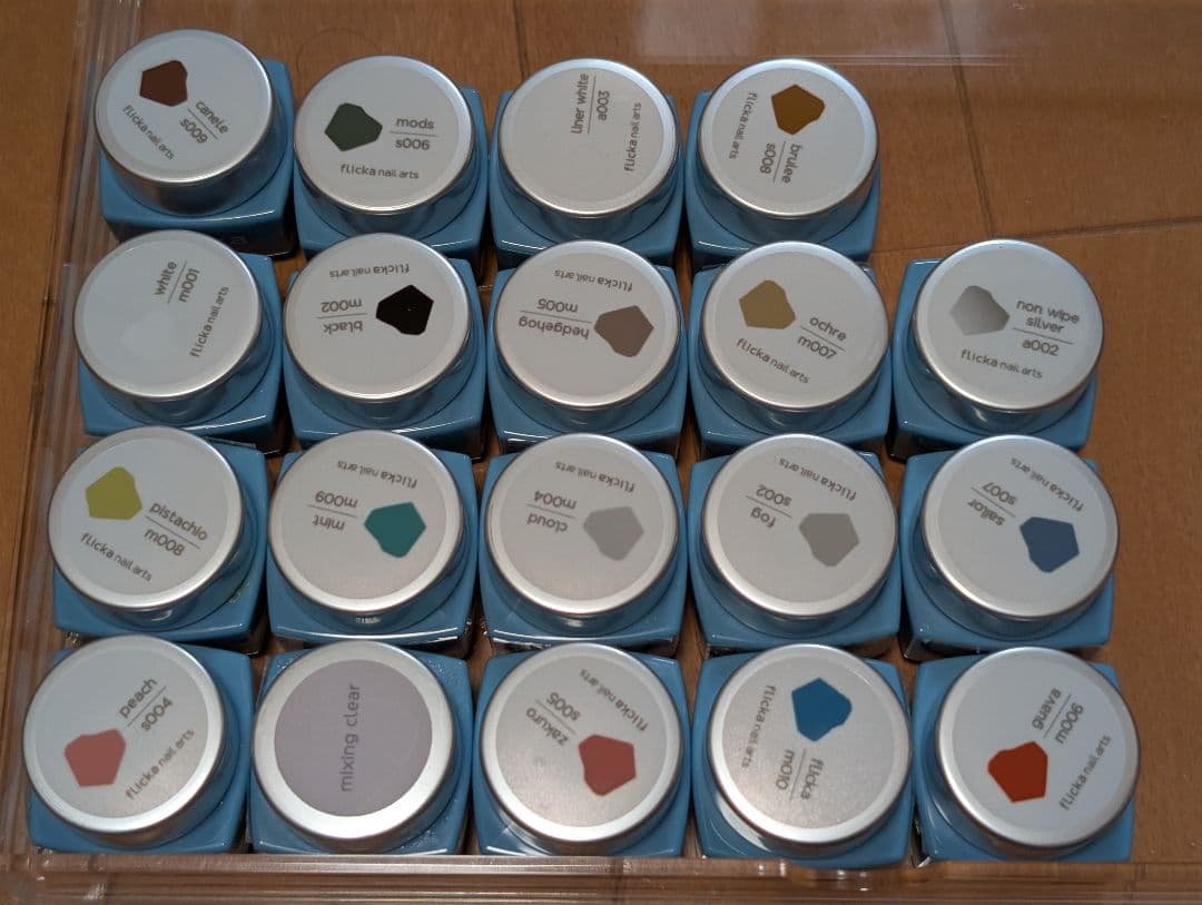 ジェルネイル　大人気フリッカジェル　シアーカラー 18色セット　TAT プロ用