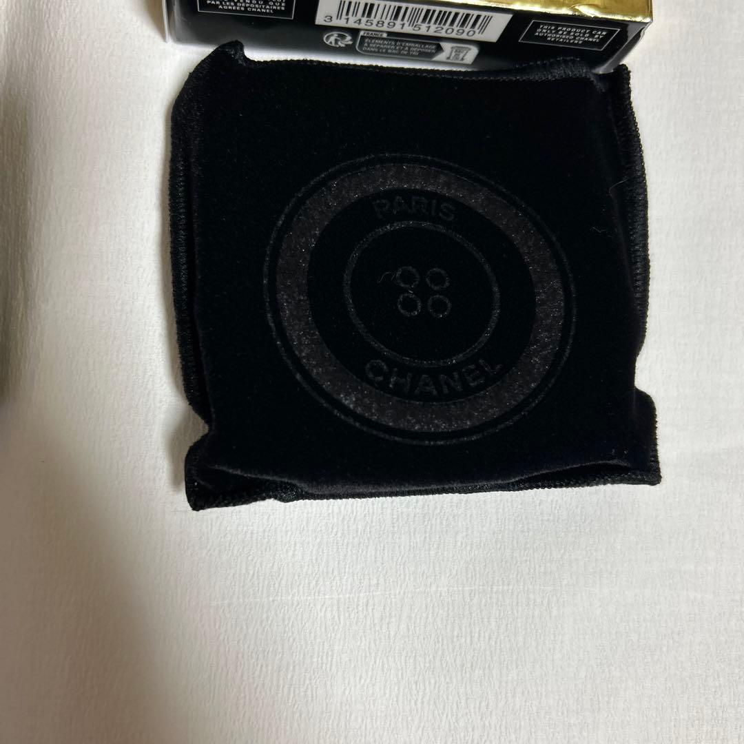 レキャトルオンブルブトン209ブトンマドモアゼル