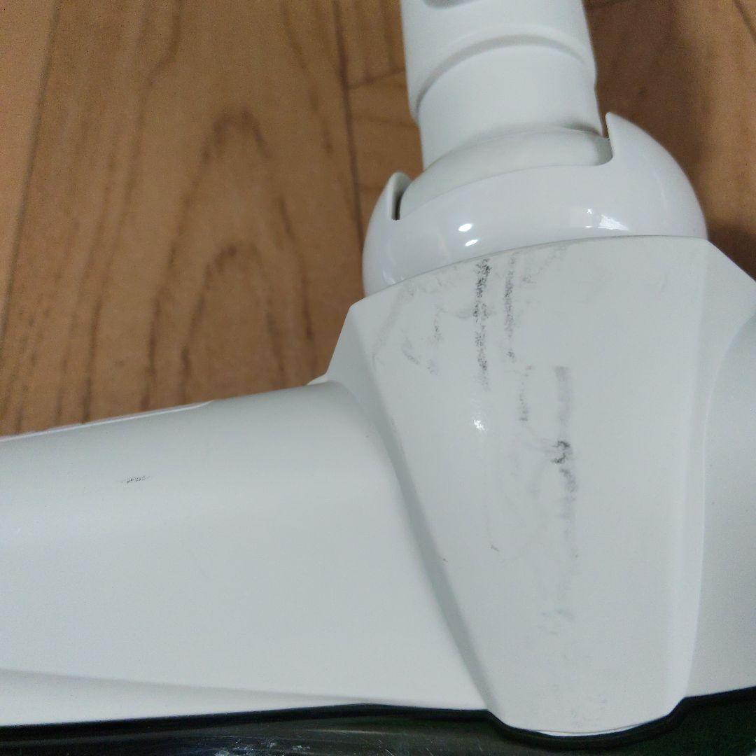 超軽量型・美品/東芝 VC-CLW33ホワイト/トルネオコードレスクリーナー