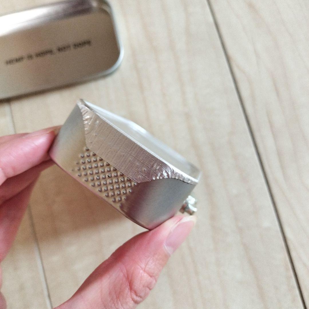 ザボディショップ　インテンス　モイスチャーバーム　ヘンプ