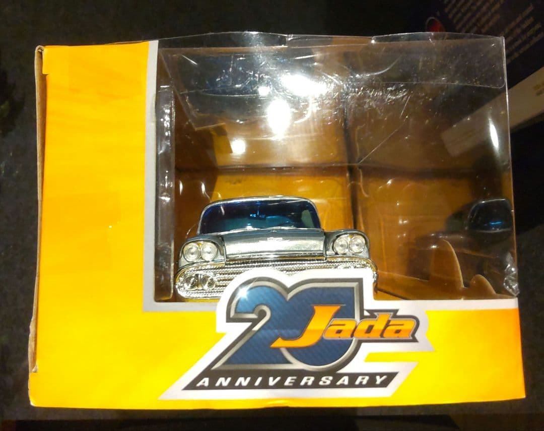 ジェイダトイズ58＆59シボレーインパラローライダー開封済み＆未開封ミニカー☆