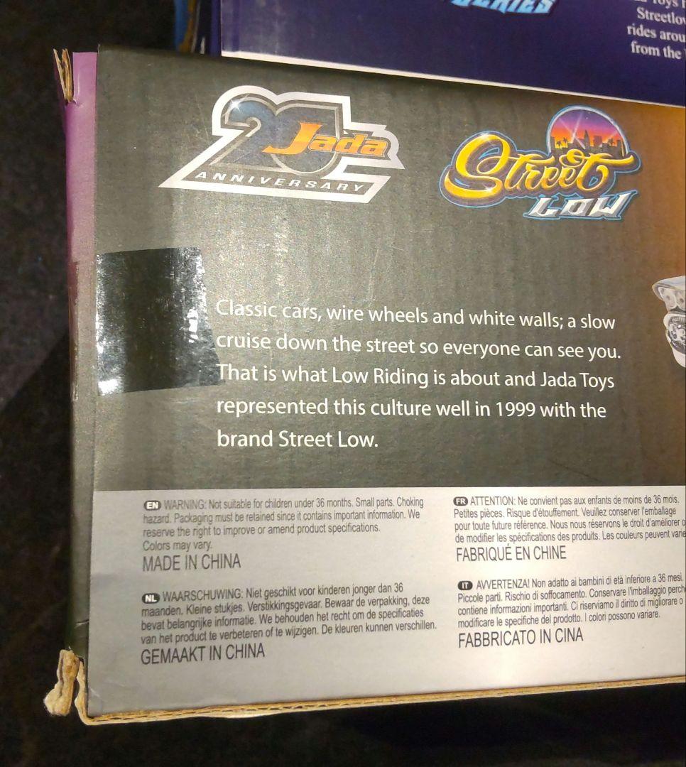 ジェイダトイズ58＆59シボレーインパラローライダー開封済み＆未開封ミニカー☆