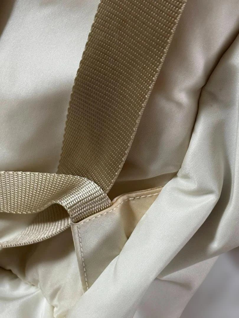 PRADA ホワイト ナイロン バックパック