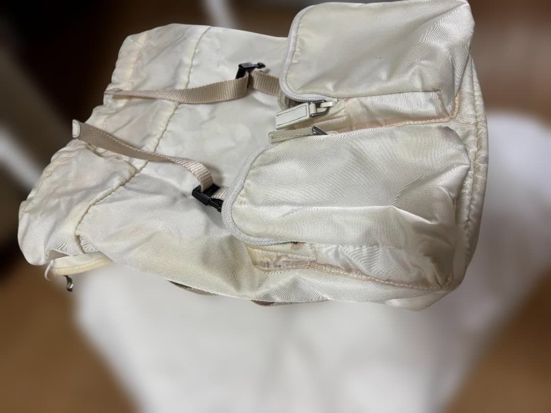 PRADA ホワイト ナイロン バックパック