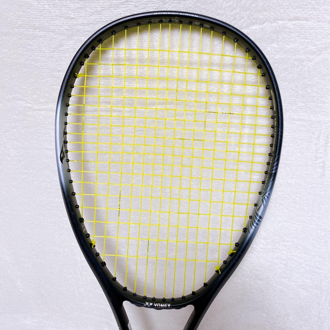 美品　YONEX ヨネックス　ボルトレイジ8S　ブラック　ホワイト