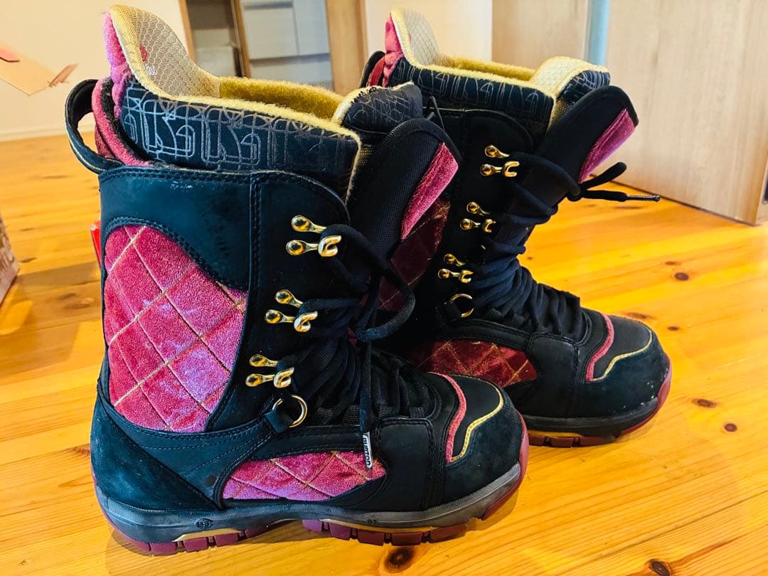 セール中】Burtonスノーボードブーツ ・パープル・27.5