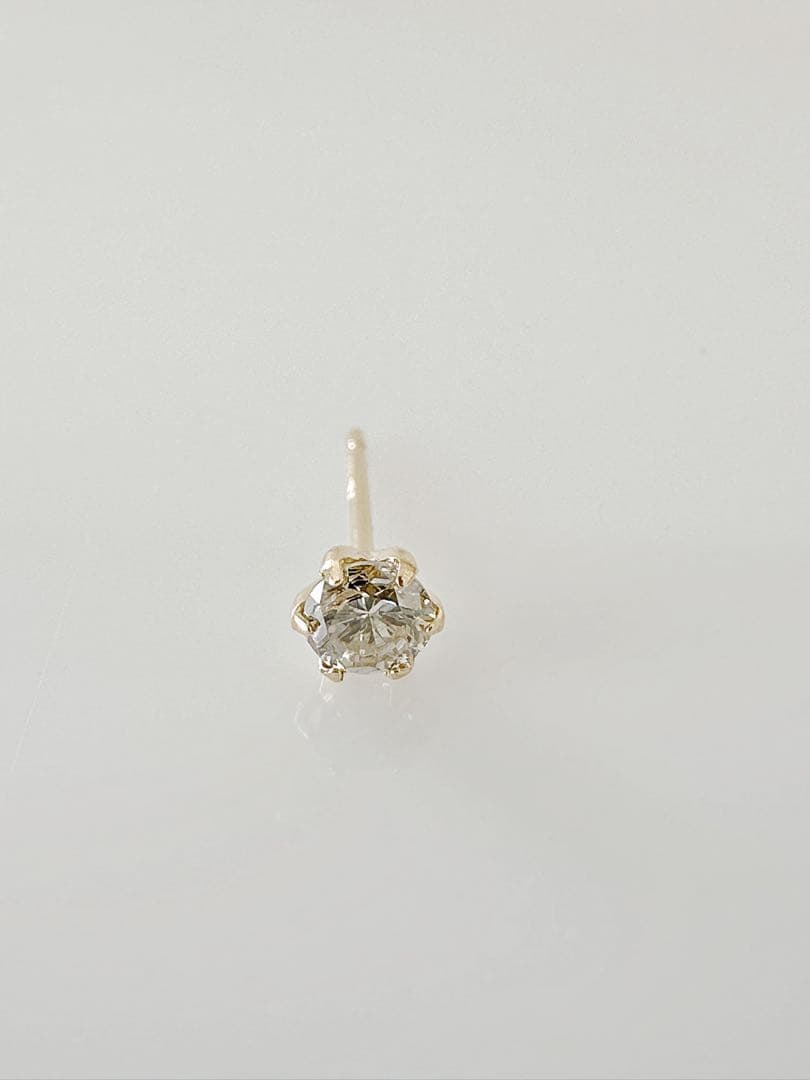 K18 天然 ダイヤ 0.15ct 片耳ピアス！②