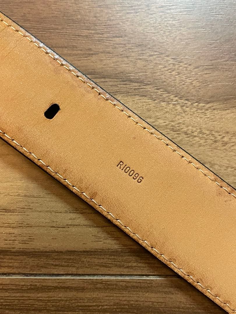 LOUIS VUITTONサンチュール クラシック エピ レザーベルト シルバー