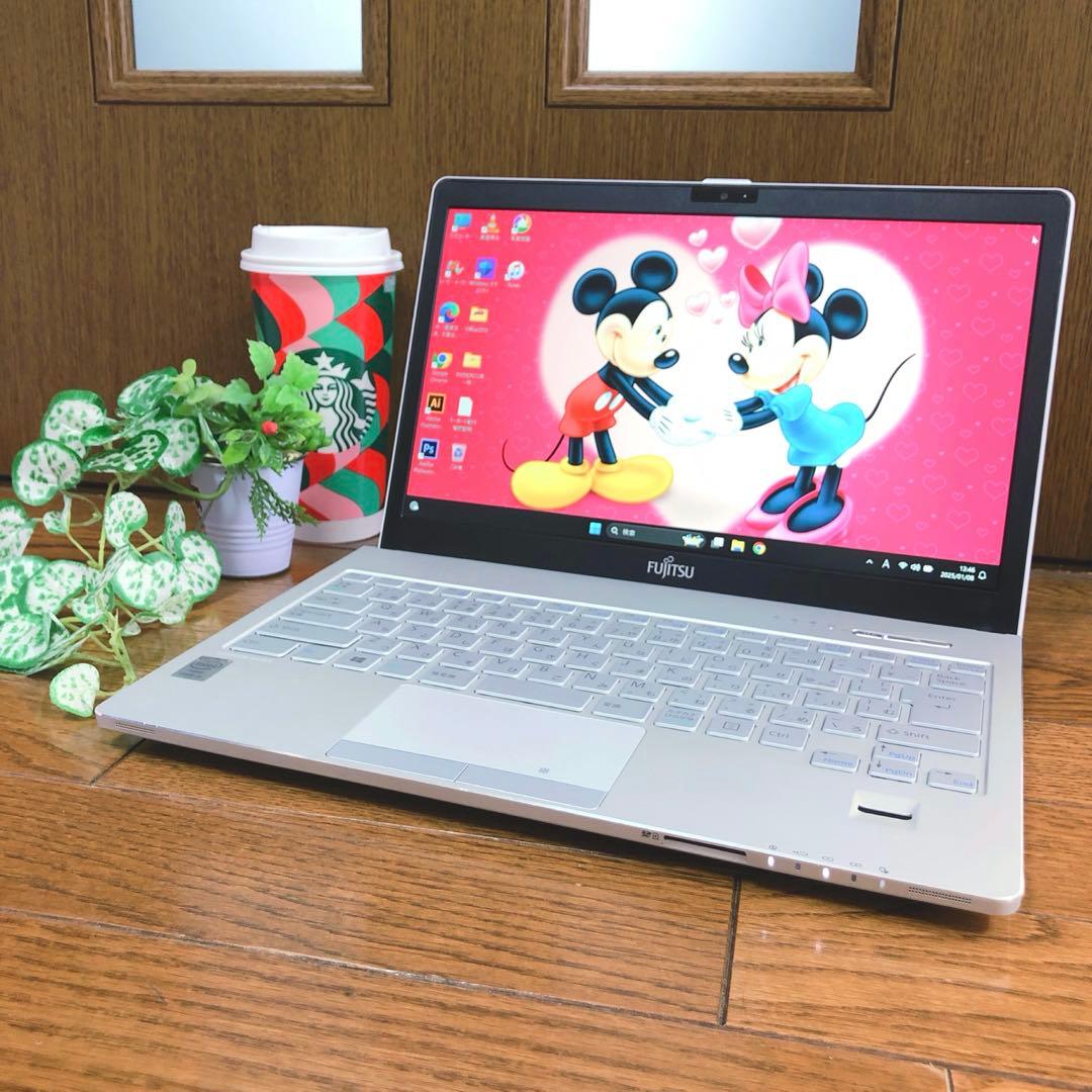 超美品、メモリ8G、高速SSD、コアi5、イラレ&オフィス2021が使える