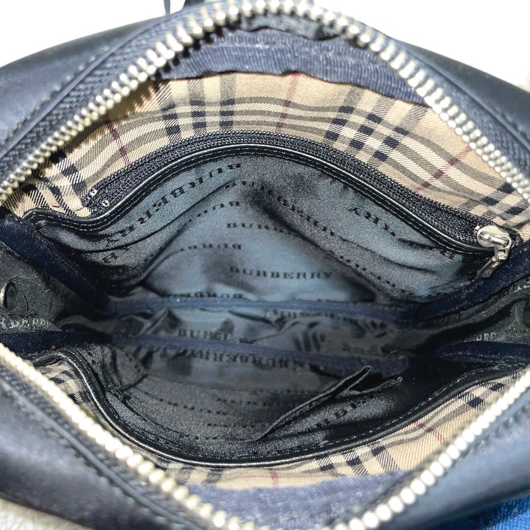 【美品】Burberry バーバリー　ショルダーバッグ　サコッシュ　ナイロン　黒