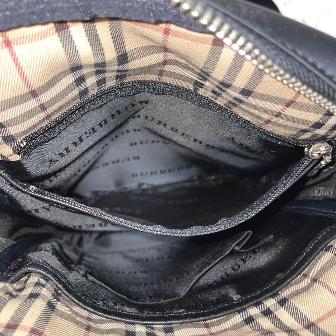 【美品】Burberry バーバリー　ショルダーバッグ　サコッシュ　ナイロン　黒