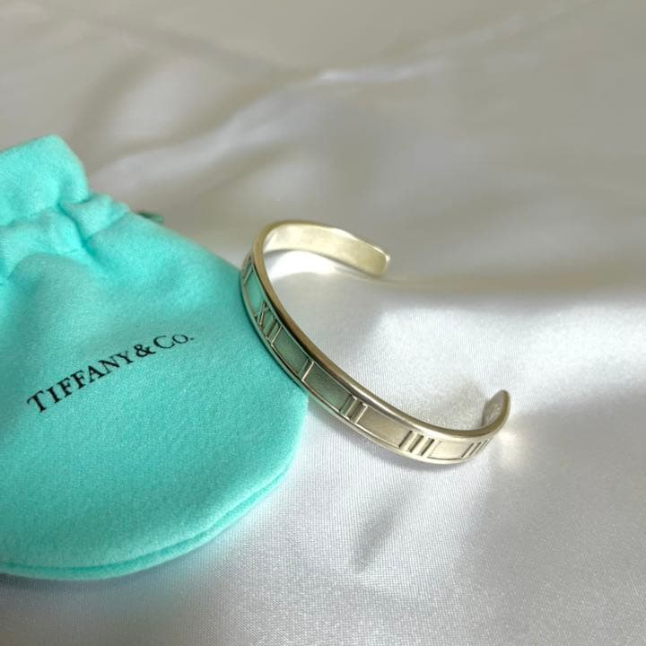 廃盤・美品】ティファニー アトラス バングル SV925 - メルカリ