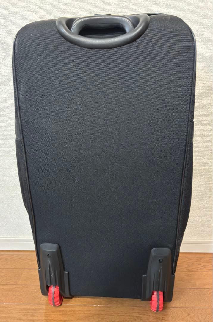 atomic キャスター付きバック