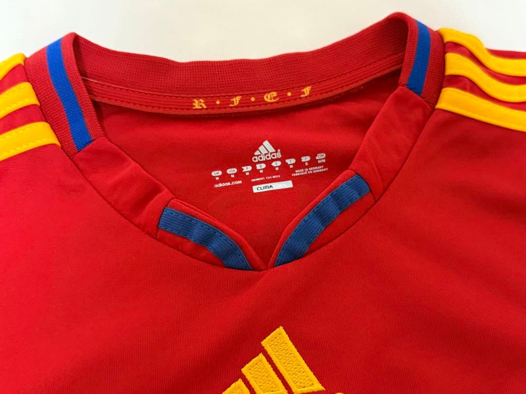 スペイン代表 2010 W杯優勝記念 イニエスタ 決勝戦モデル ユニフォーム