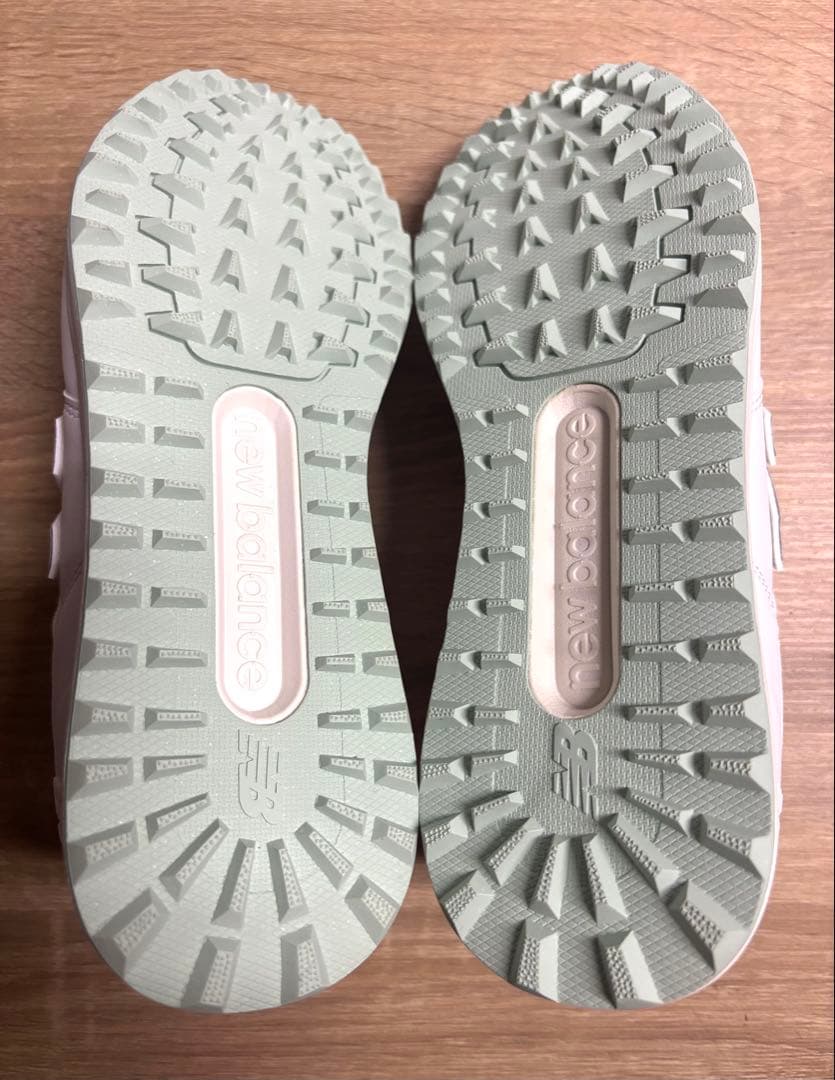 未使用 24.5cm 2Eニューバランスゴルフシューズ WGS574Q3ホワイト