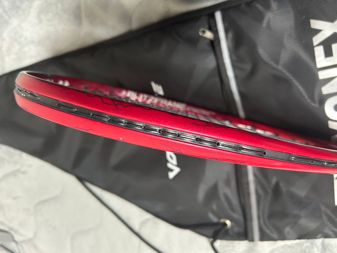YONEX VOLTRAGE 7S クレナイ
