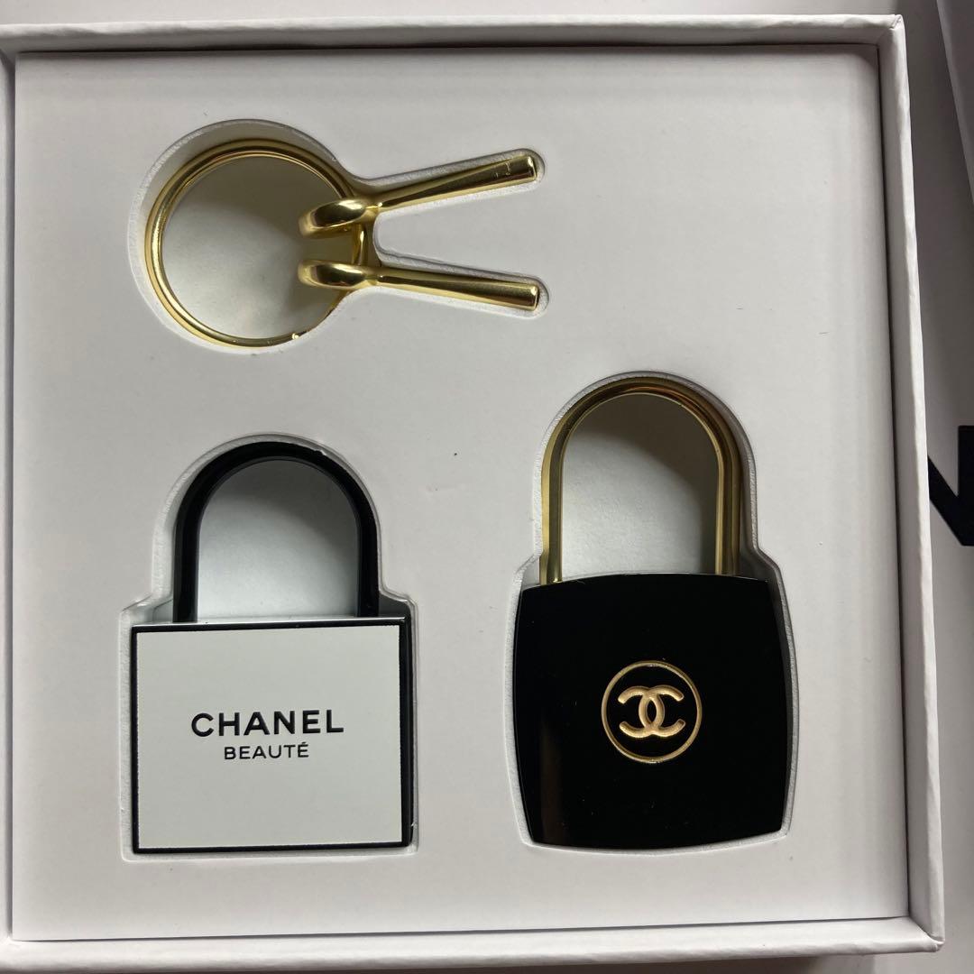 CHANEL BEAUTE シャネルノベルティ 南京錠 - メルカリ