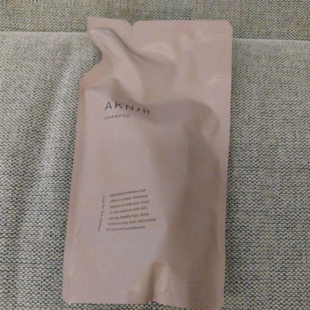 【新品未使用】AKNIR 薬用シャンプー　トリートメント 詰替セット2セット
