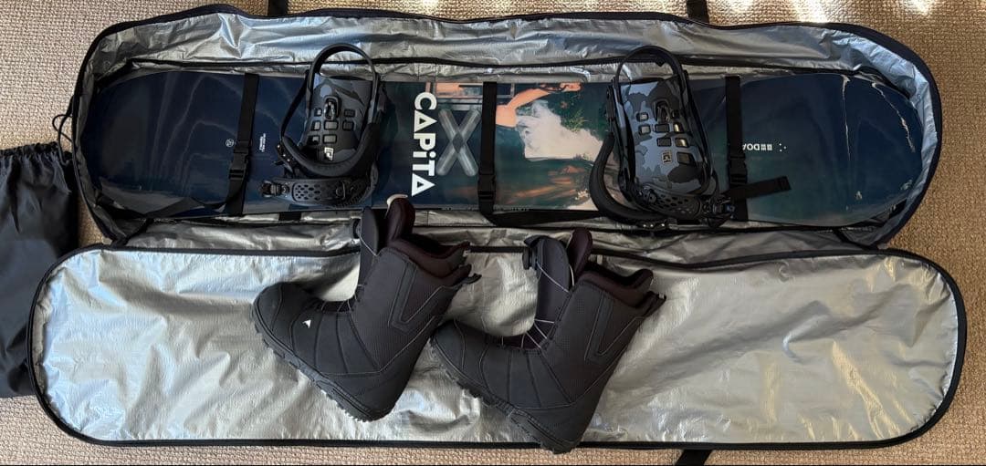 ②【東京又は千葉市でお渡し】【郵送可】⭐️Burton スノーブー