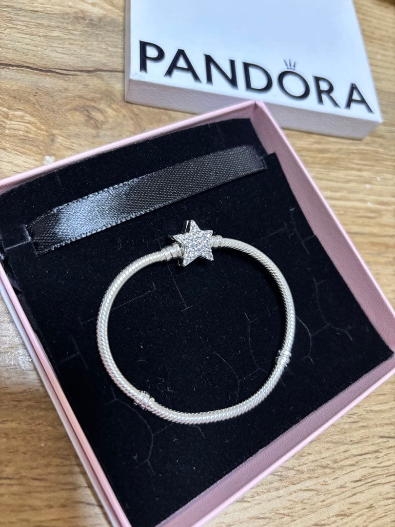 Pandoraブレスレット　スター⭐︎